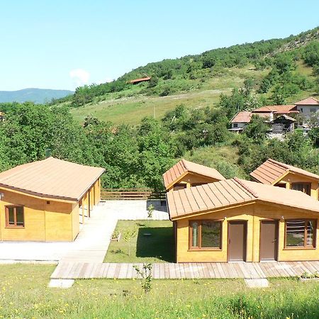 Вилно Селище Мировец Maluk Izvor  ภายนอก รูปภาพ