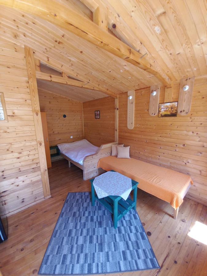 Вилно Селище Мировец Maluk Izvor  ภายนอก รูปภาพ