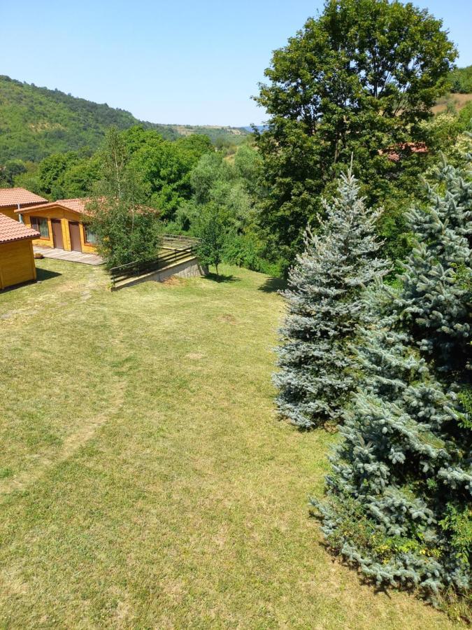 Вилно Селище Мировец Maluk Izvor  ภายนอก รูปภาพ
